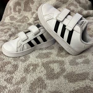Kid size 9 adidas